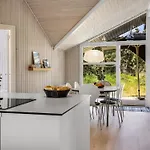 Ubbe - 800m From The Sea By Interhome בית נופש