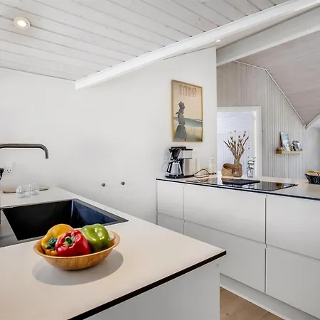 Ubbe - 800m From The Sea By Interhome Feriehus