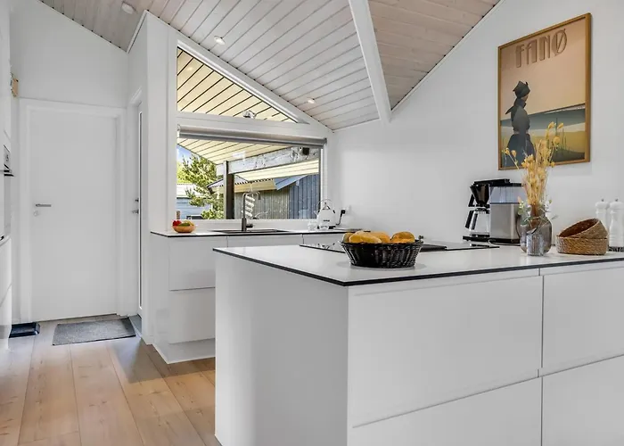 Ubbe - 800m From The Sea By Interhome Holiday home